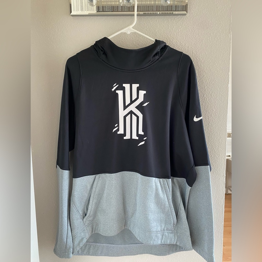 Nike hoodie Kyrie Irving